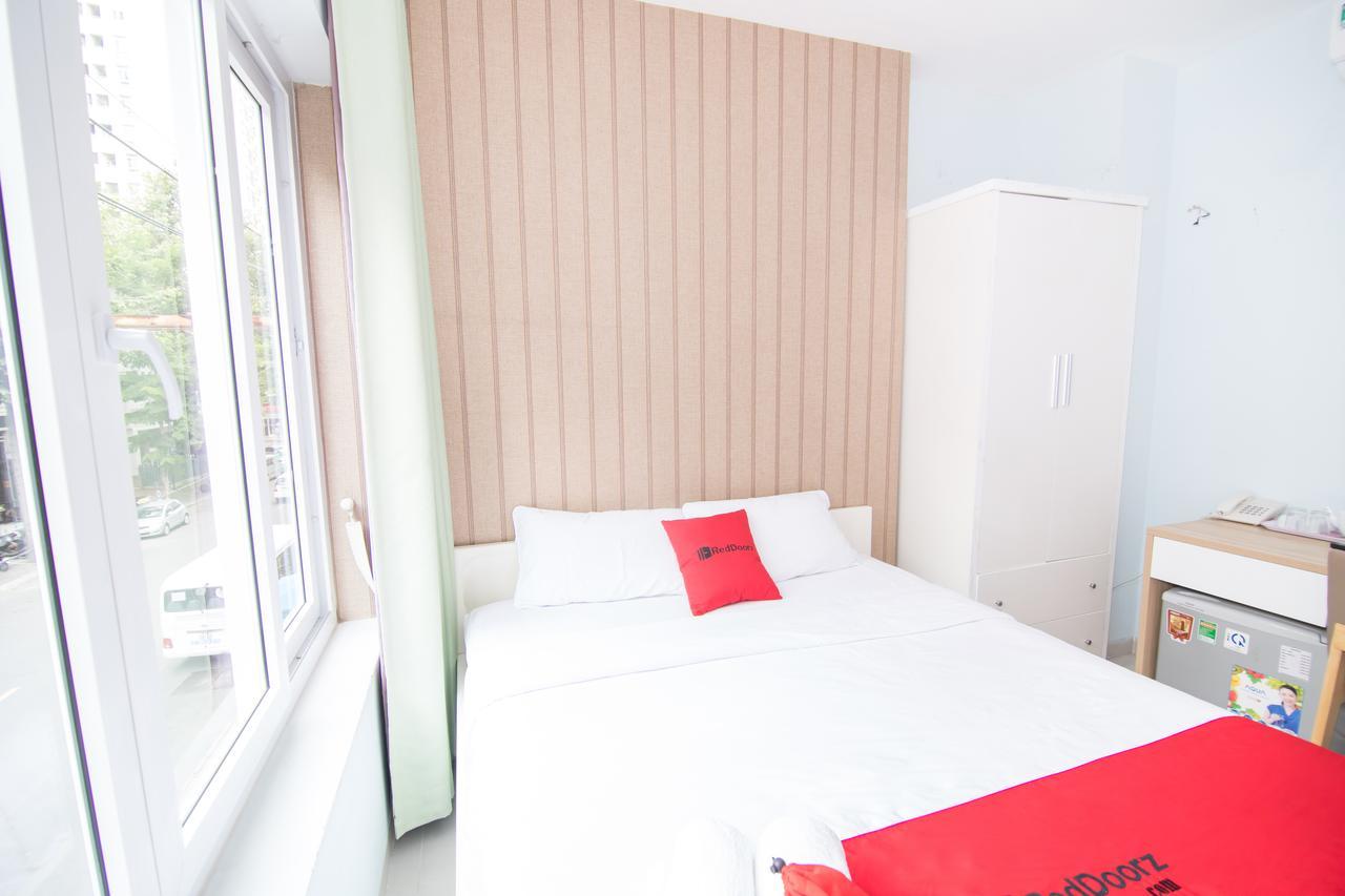 Reddoorz Near Sc Vivocity Mall 2 Hô Chi Minh-Ville Extérieur photo